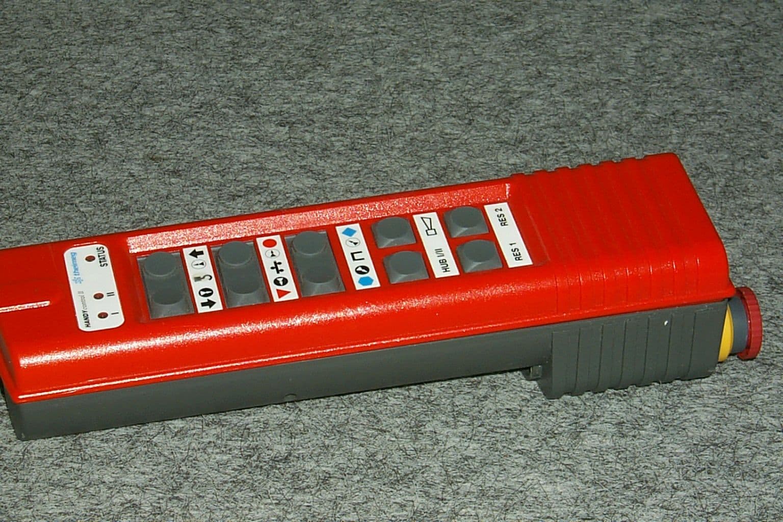 DSR - Part 15 Remote Control/Security Device Transceiver - FCC ID EWTHANDY - Theimeg Elektronikgerdte GmbH & Co.