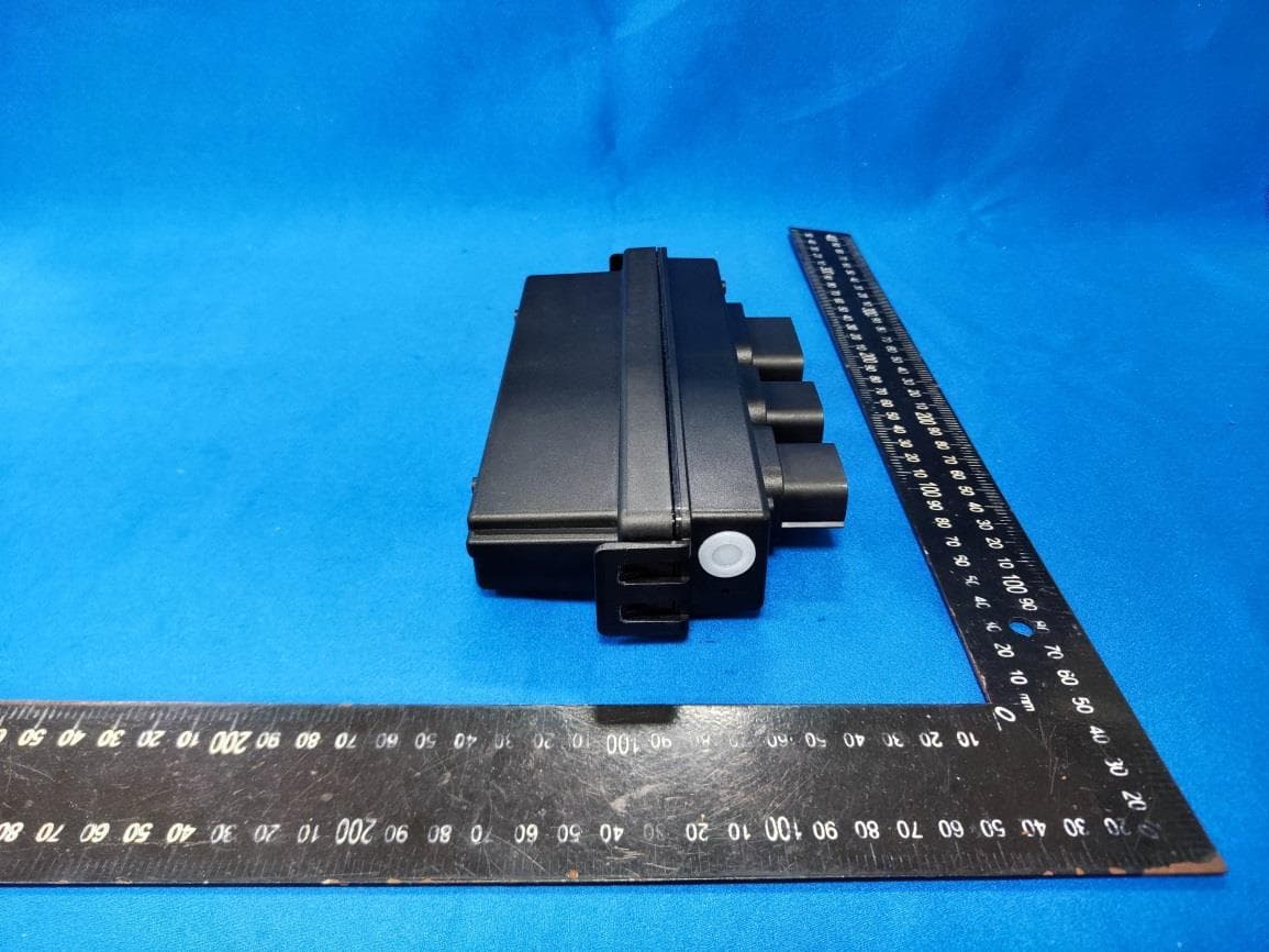 8812 - FCC ID EZS8812 - Voxx Electronics Corporation (5)
