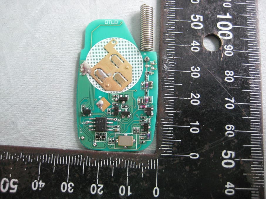 Transmitter - FCC ID EZSDEI2510 - Voxx Electronics Corporation (2)