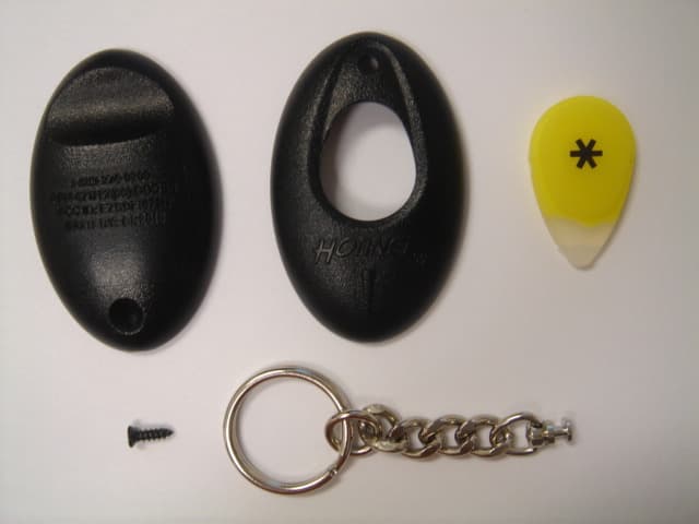 Security/Remote Control Transmitter - FCC ID EZSDEI471H - Voxx Electronics Corporation (2)