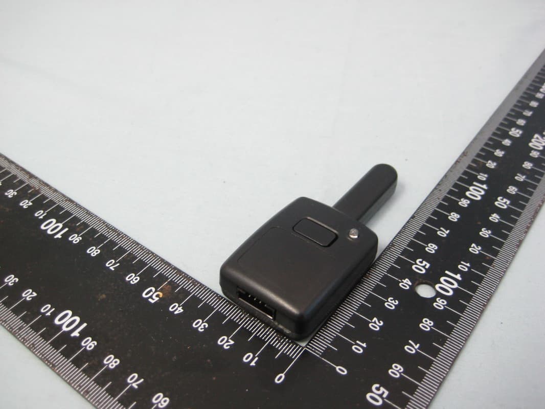 IVU - FCC ID EZSDEI6213 - Voxx Electronics Corporation (2)