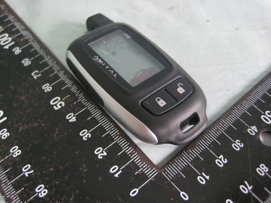 Remote Control - FCC ID EZSDEI7352 - Voxx Electronics Corporation (3)