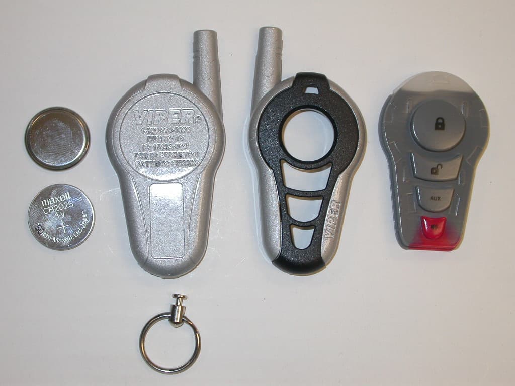 Security/Remote Control Transmitter - FCC ID EZSDEI7641 - Voxx Electronics Corporation
