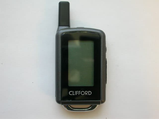Security/Remote Control Transmitter - FCC ID EZSDEI904200 - Voxx Electronics Corporation (2)