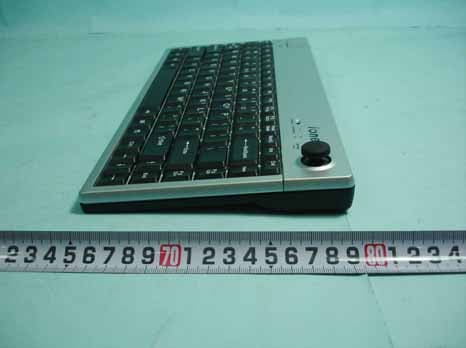 2.4GHz Wireless Joystick Keyboard - FCC ID F2QRFSCORPIUSP20U - Ione International Co., Ltd. (4)