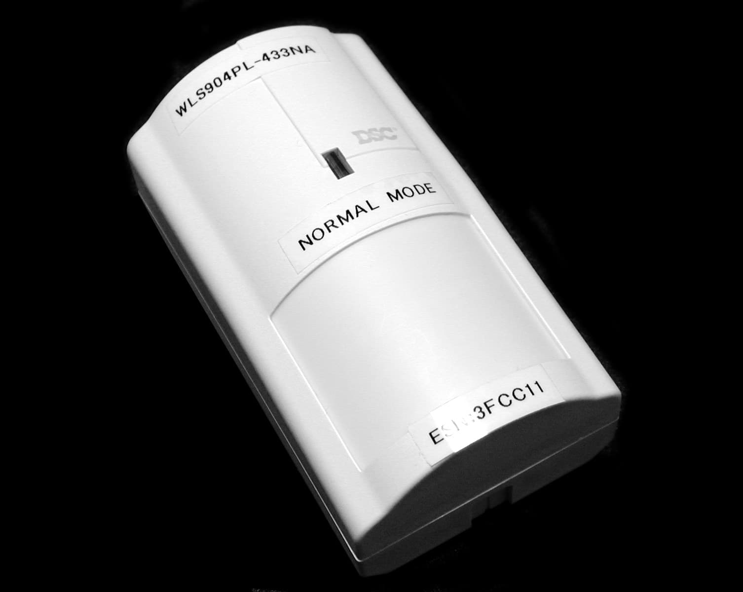 PIR Motion Detector - FCC ID F5302WLS904PLNB - Tyco Safety Products Canada Ltd. (2)