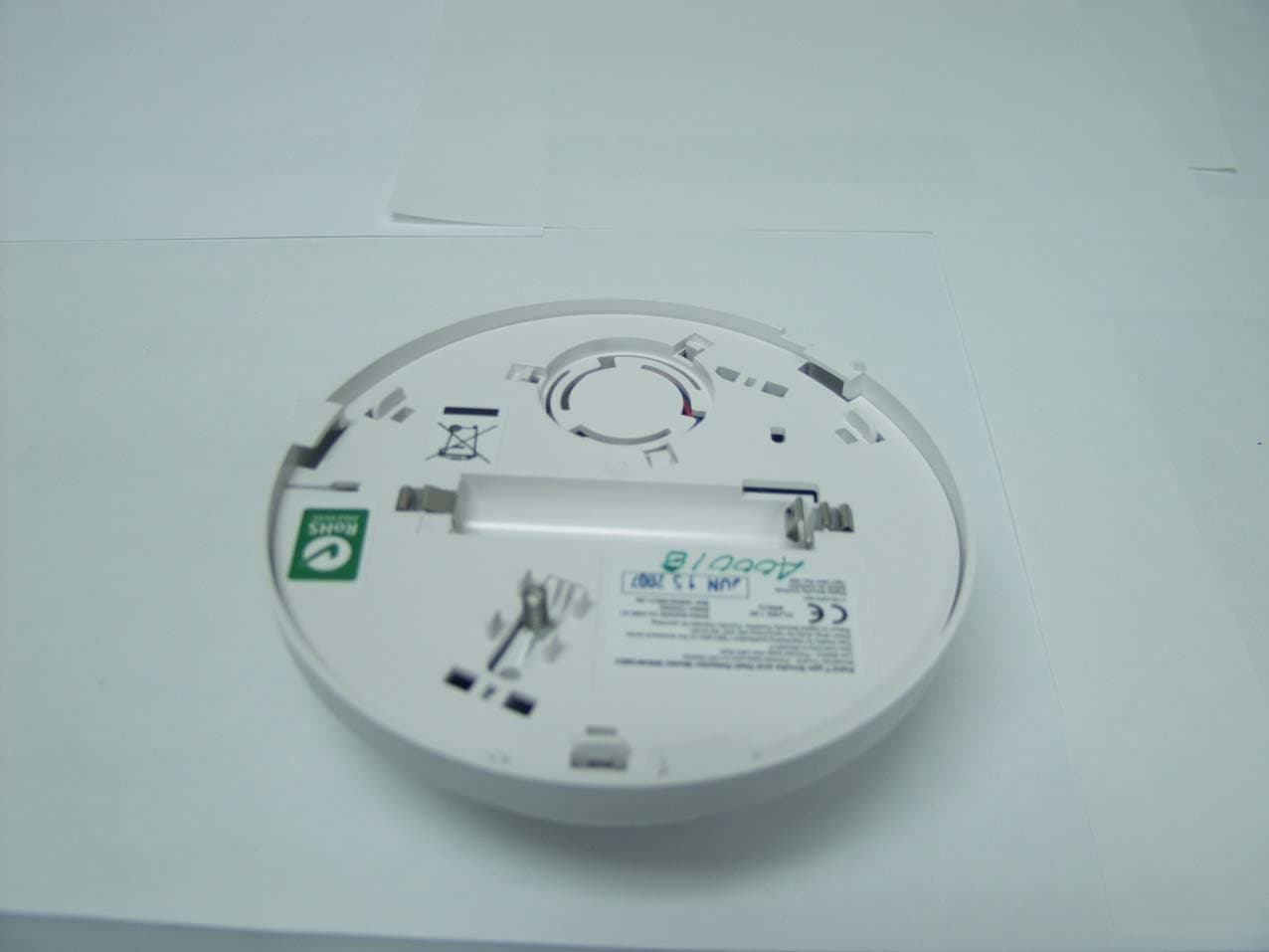 Wireless Smoke Detector - FCC ID F5307WS4916 - Tyco Safety Products Canada Ltd. (2)