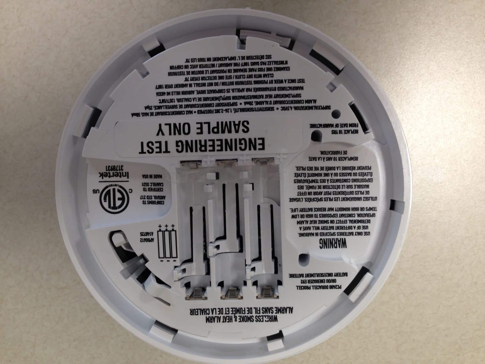 Wireless Smoke Detector - FCC ID F5315WS4936 - Tyco Safety Products Canada Ltd. (1)