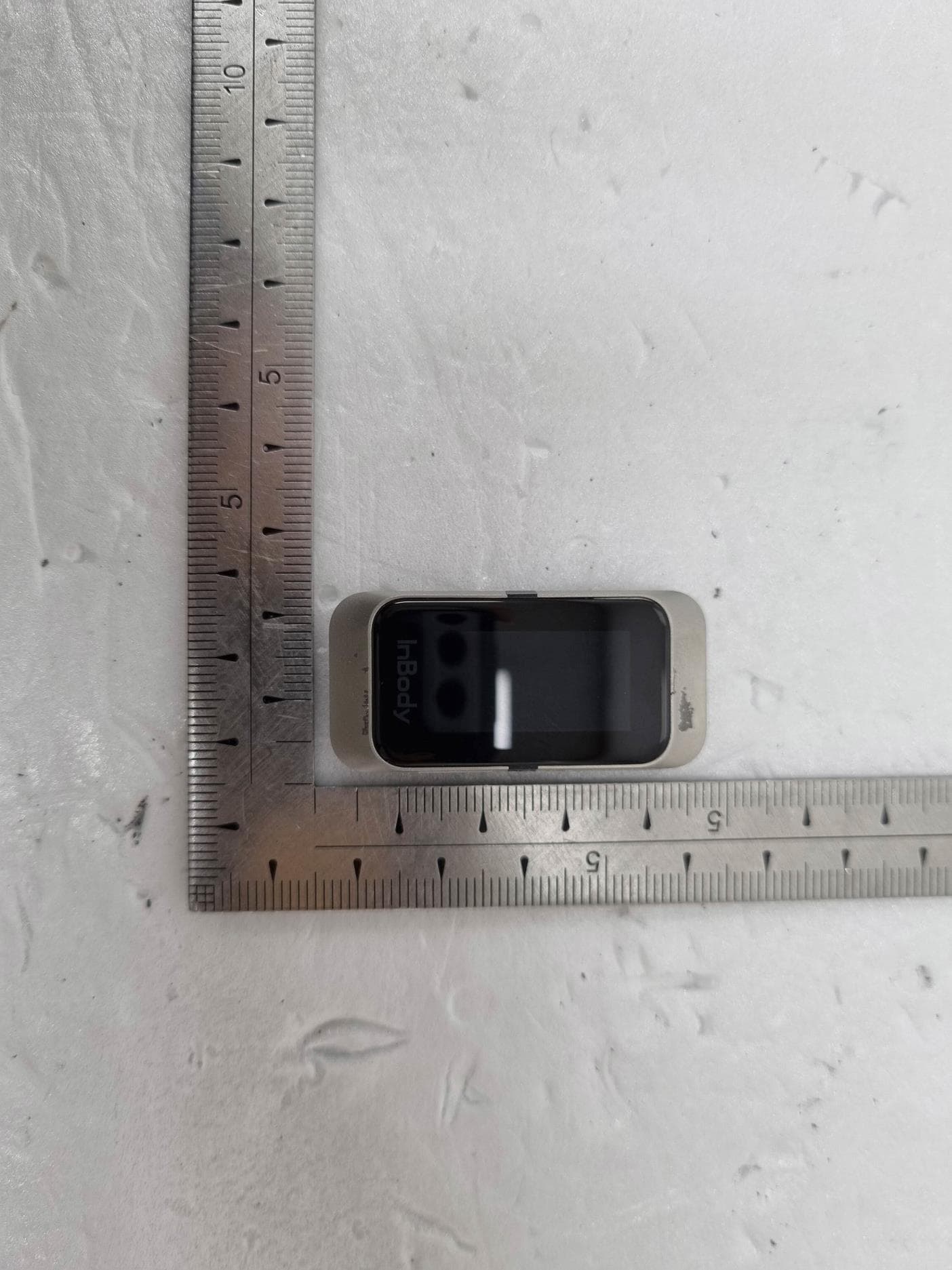 Body Composition Analyzer - FCC ID F6OINBODYBAND3 - InBody Co., Ltd. (2)