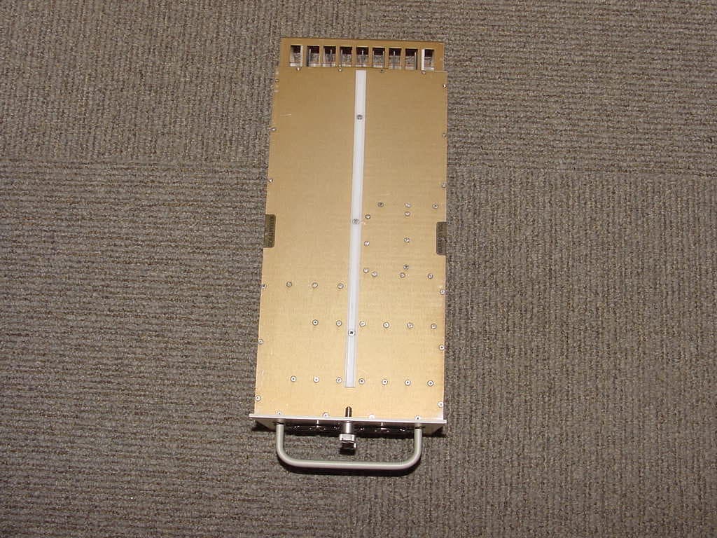 Digivance� LRCS 1900 MHz, 20-Watt LPA - FCC ID F8I-DLC1902B - ADC Telecommunications Inc (5)