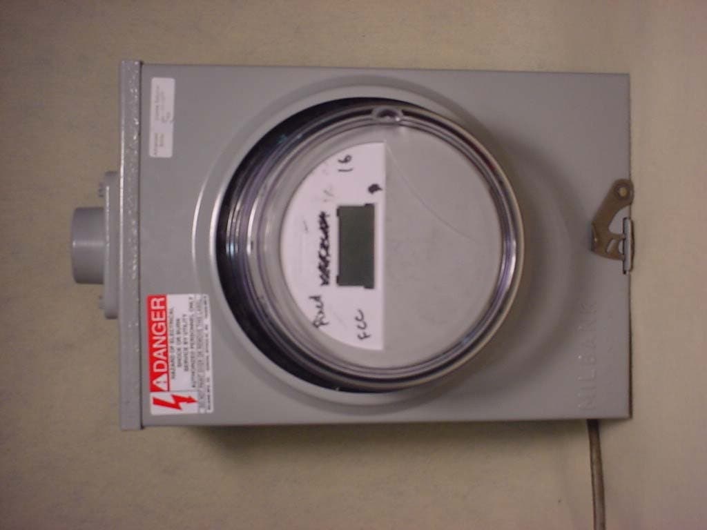 Electricity Meter with Dual RF Transmitters - FCC ID F9CC1SA - Schlumberger Sema