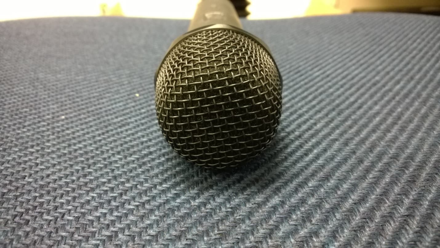 HANDHELD WIRELESS MICROPHONE - FCC ID FBIHANDHELDMIC - ClearOne, Inc. (2)