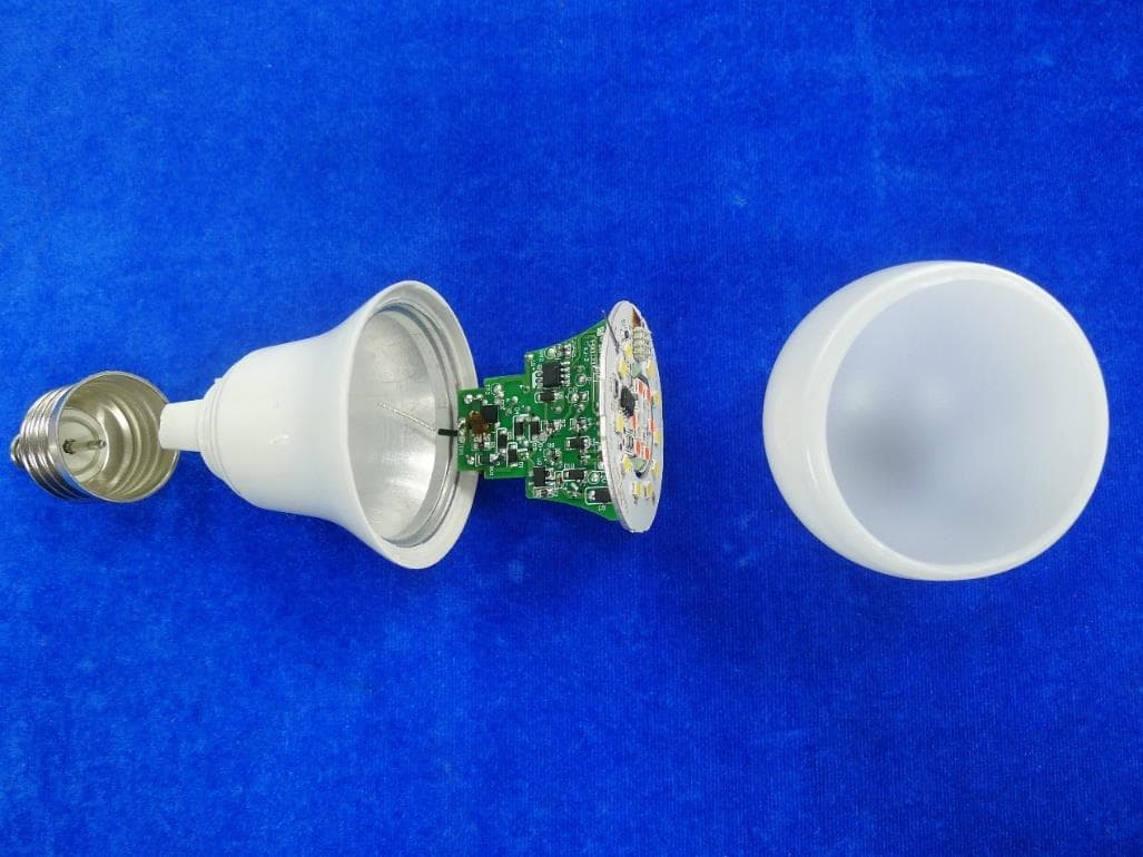Self-Ballasted LED Lamp - FCC ID FHO-LED2109G6 - IKEA of Sweden AB (2)