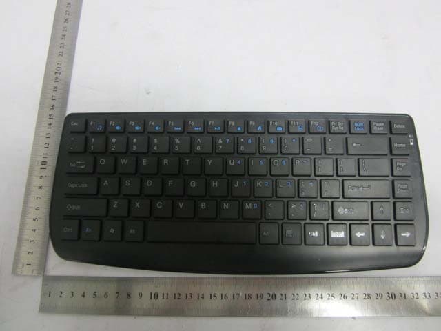2.4GHZ WIRELESS MULTIMEDIA MINI KEYBOARD - FCC ID FK3WR0712KB01 - SIIG Inc