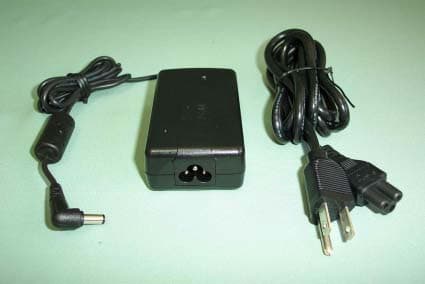 Notebook Computer W/802.11 b/g WLAN Built-In - FCC ID FKGE14A - Twinhead International Corporation (2)