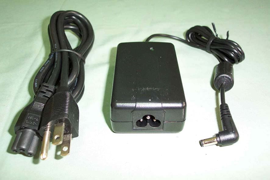 Tablet Computer with 802.11b and Bluetooth - FCC ID FKGTABLETPC - Twinhead International Corporation (2)