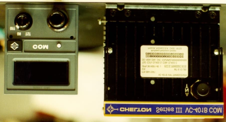 VHF ATC Communication Transceiver for aircraft ins - FCC ID FRWVC-401B - Wulfsberg Electronics Division