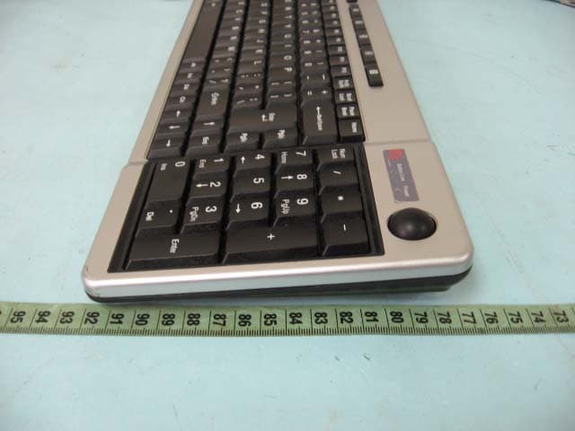 Wireless Keyboard with Trackball - FCC ID FSQ-RK768 - Focus Electronic Co Ltd (4)