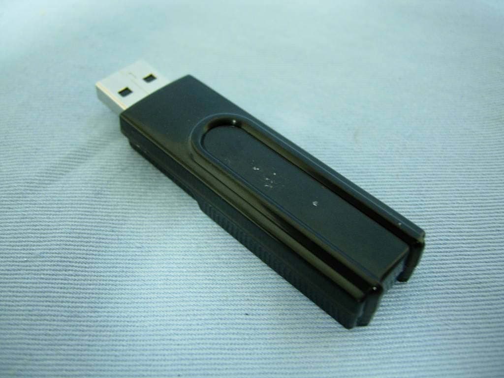 Joystick - FCC ID FSUGG000G - KYE SYSTEMS CORP. (2)