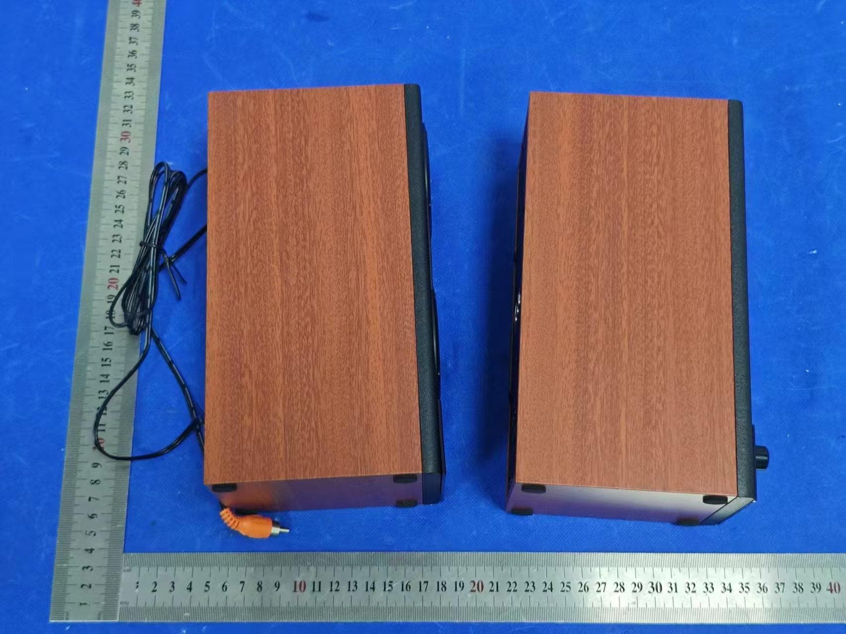 20 Watts Bluetooth Wood Speakers - FCC ID FSUGG00AB - KYE SYSTEMS CORP. (2)
