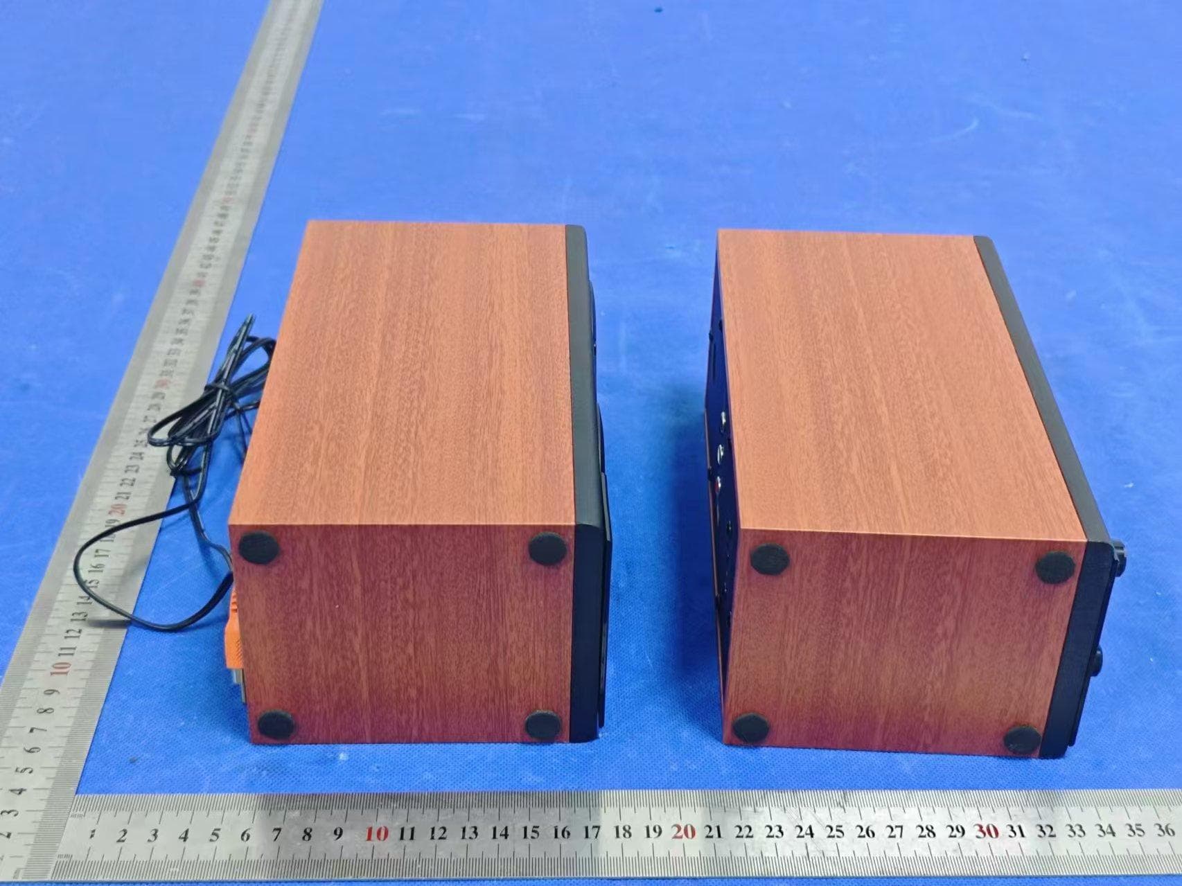 20 Watts Bluetooth Wood Speakers - FCC ID FSUGG00AB - KYE SYSTEMS CORP. (4)