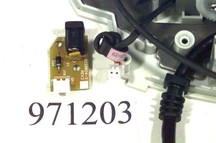 JOYSTICK - FCC ID FSUGJ002 - KYE SYSTEMS CORP. (4)