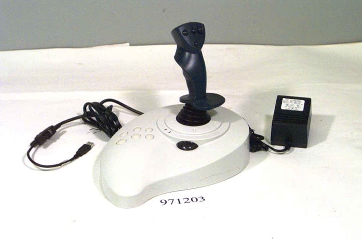 JOYSTICK - FCC ID FSUGJ002 - KYE SYSTEMS CORP. (5)