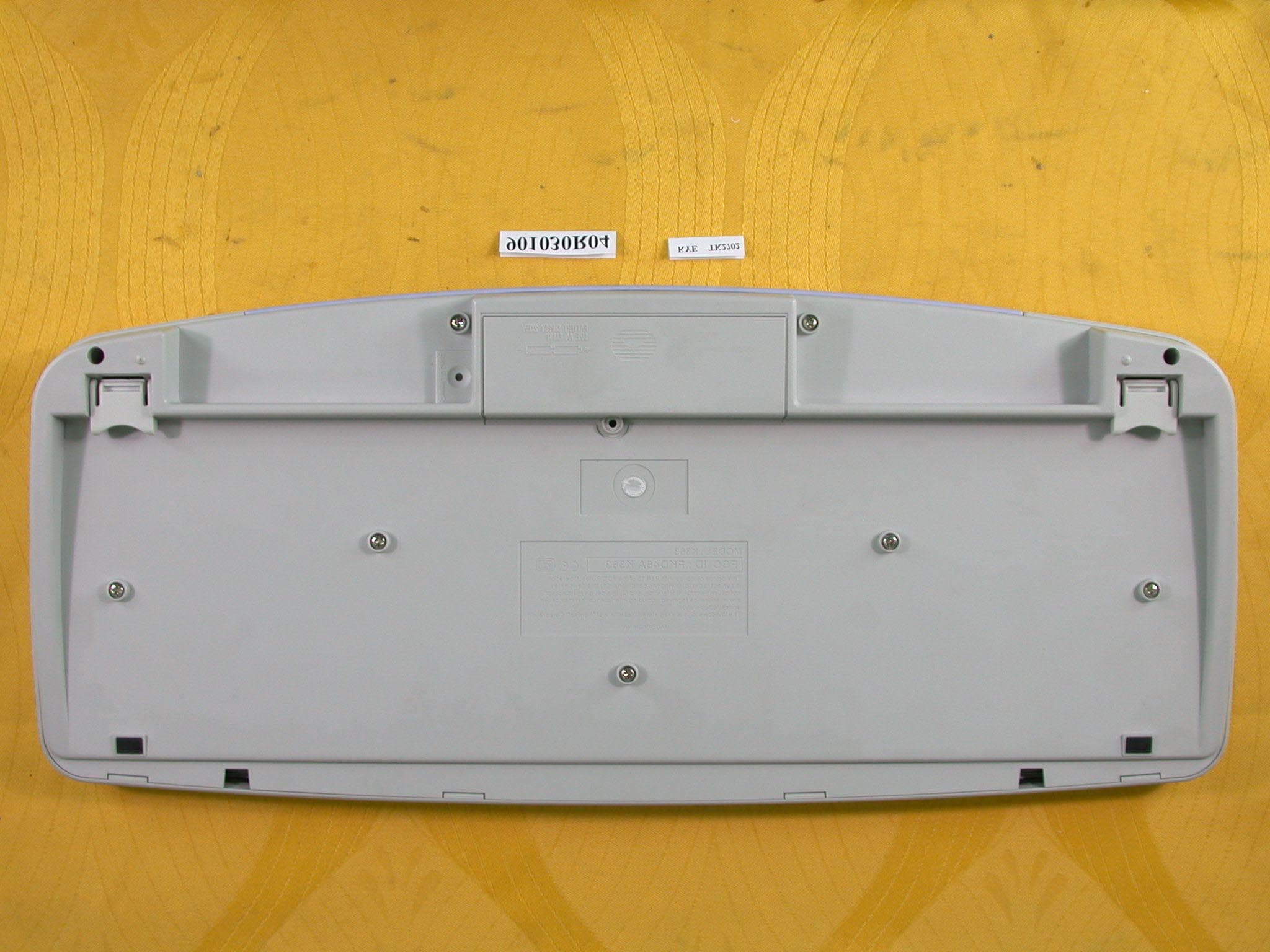 Wireless Keyboard - FCC ID FSUGKZGC - KYE SYSTEMS CORP. (4)