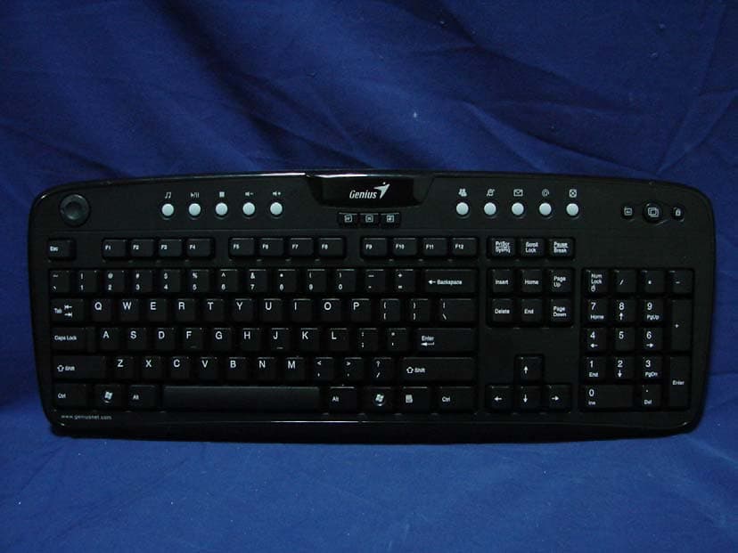TwinTouch 720e - FCC ID FSUGKZH6 - KYE SYSTEMS CORP.