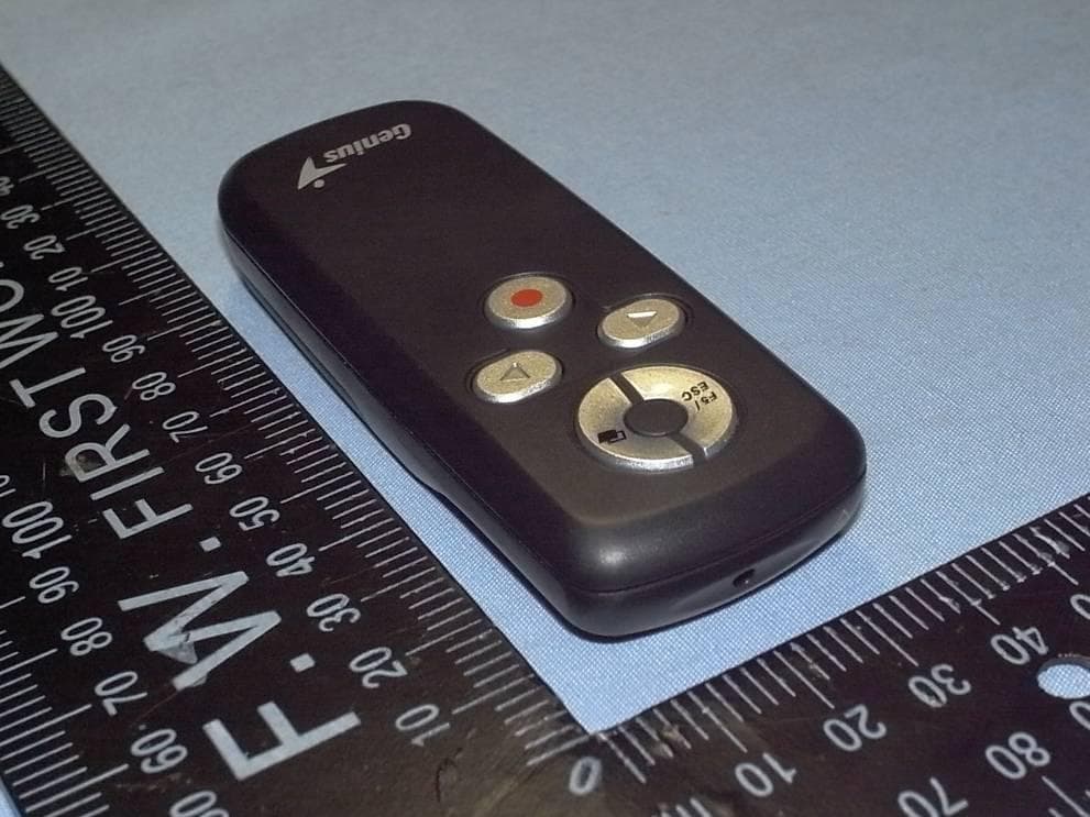 Media Pointer 100 (GM-090012-V2) - FCC ID FSUGMZL8 - KYE SYSTEMS CORP. (1)