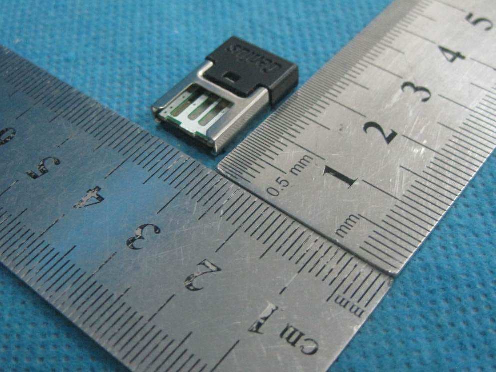 Dongle - FCC ID FSUGMZLD - KYE SYSTEMS CORP. (2)