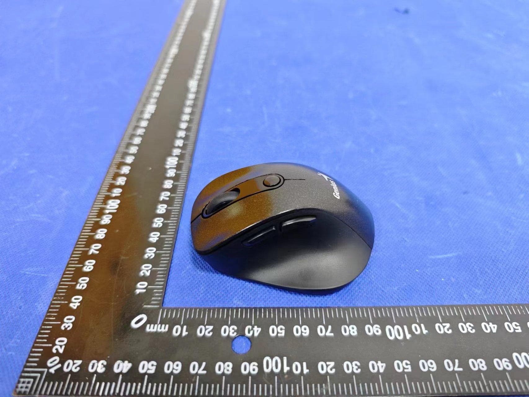 2.4G Bluetooth Wireless Mouse - FCC ID FSUGMZMC - KYE SYSTEMS CORP. (4)