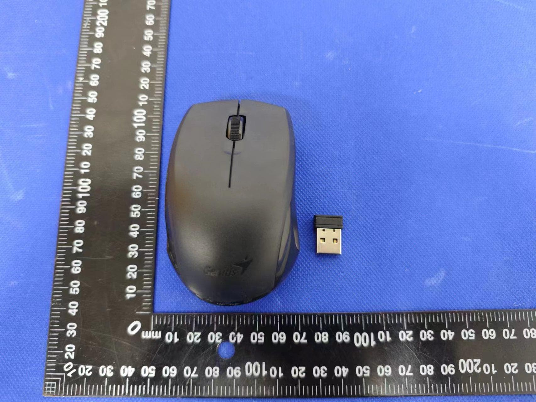 2.4G Wireless Mouse - FCC ID FSUGMZMM - KYE SYSTEMS CORP.