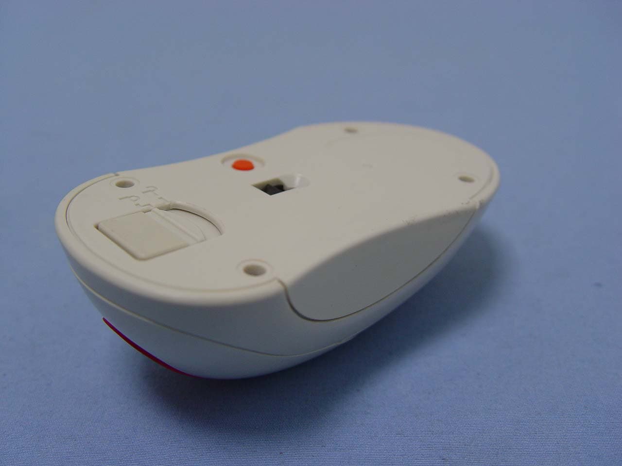 Optical Mouse - FCC ID FSUKM001 - KYE SYSTEMS CORP. (2)