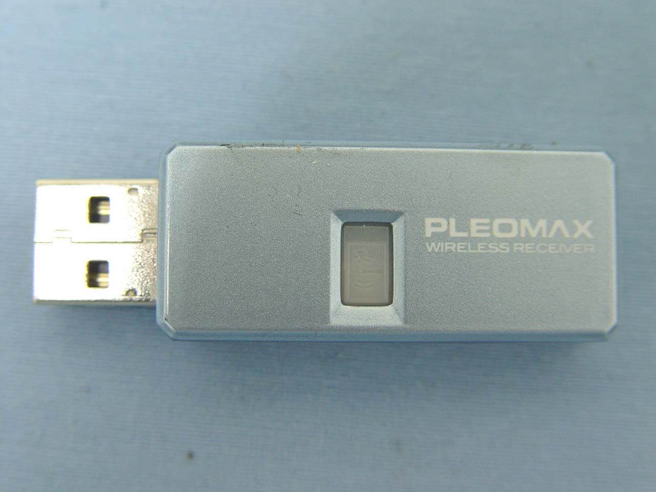 STYLISH 2.4GHz Wireless Dongle - FCC ID FSUKM007 - KYE SYSTEMS CORP.