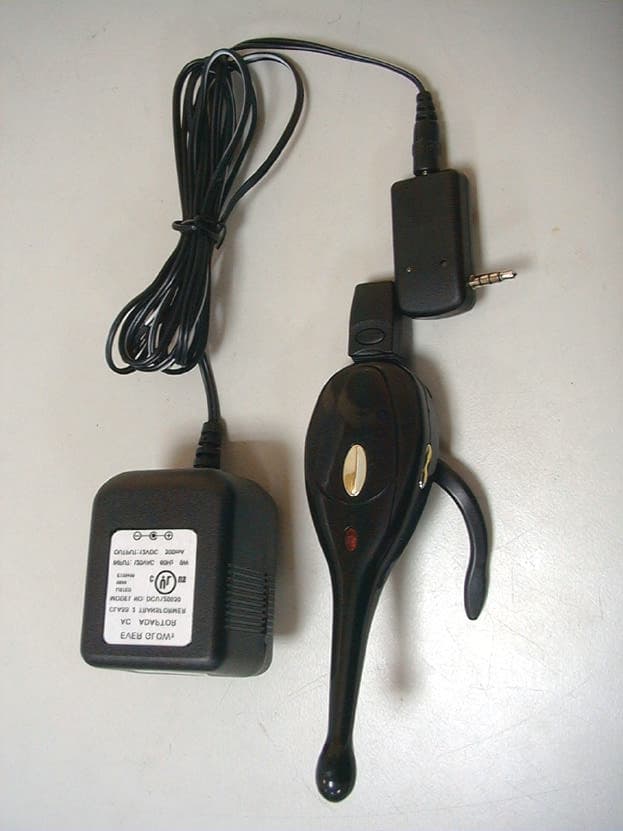 Wireless Handsfree Headset Kit - FCC ID FU5FE001 - Everspring Industry Co Ltd