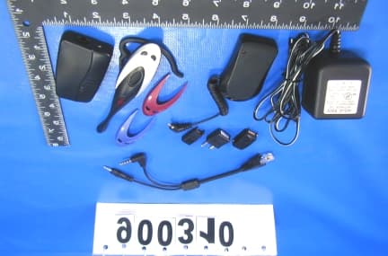 Wireless Hands-Free Kit Earphone Unit - FCC ID FU5FE004 - Everspring Industry Co Ltd