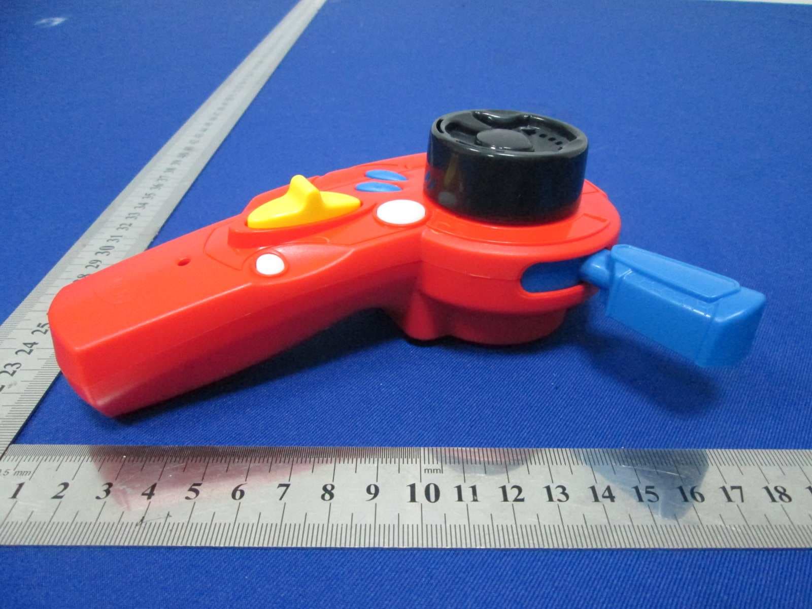 Switch & Go Dinos Turbo - Bronco The RC Triceratops TM - FCC ID G2R-1548 - VTech Electronics Limited
