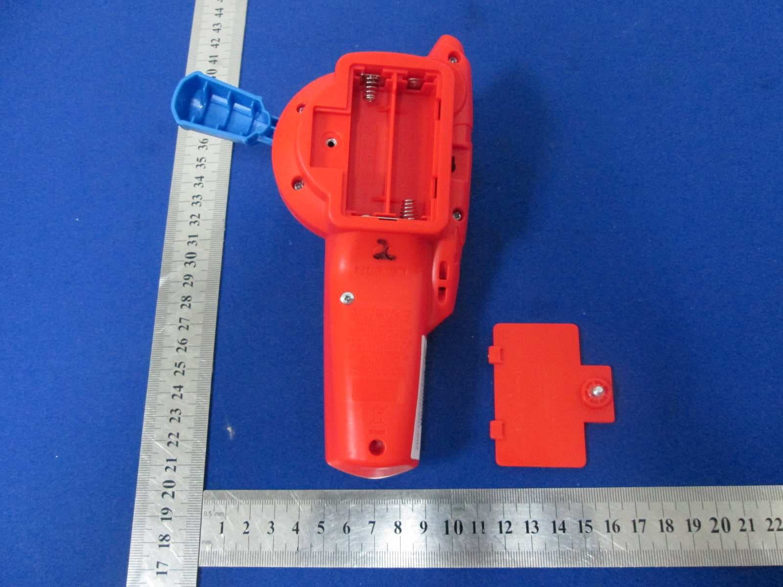 Switch & Go Dinos Turbo - Bronco The RC Triceratops TM - FCC ID G2R-1548 - VTech Electronics Limited (5)