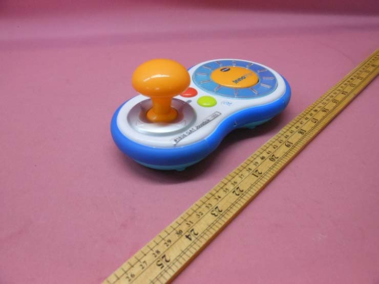 InnoTV Joystick - FCC ID G2R-2190 - VTech Electronics Limited