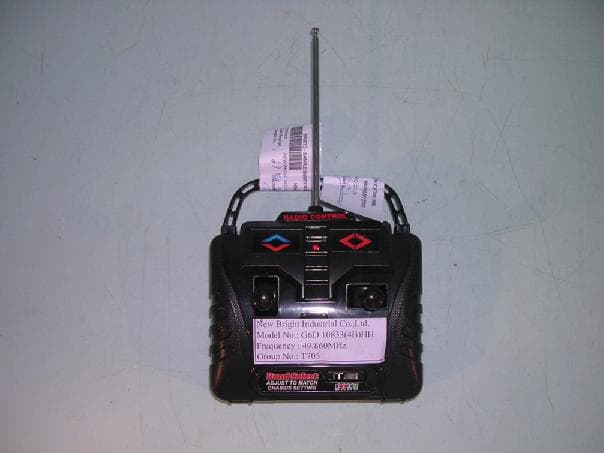 RC Toy Transmitter - FCC ID G6D10833HH - New Bright Industrial Co Ltd (2)