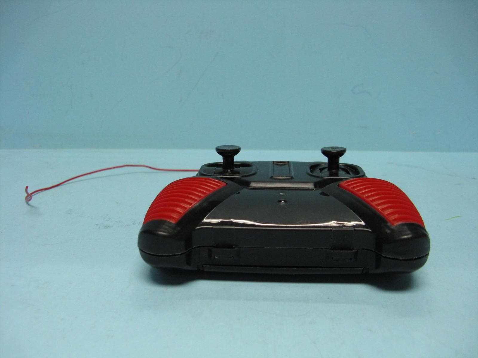 RC Toy Transmitter - FCC ID G6D18400HS - New Bright Industrial Co Ltd (3)