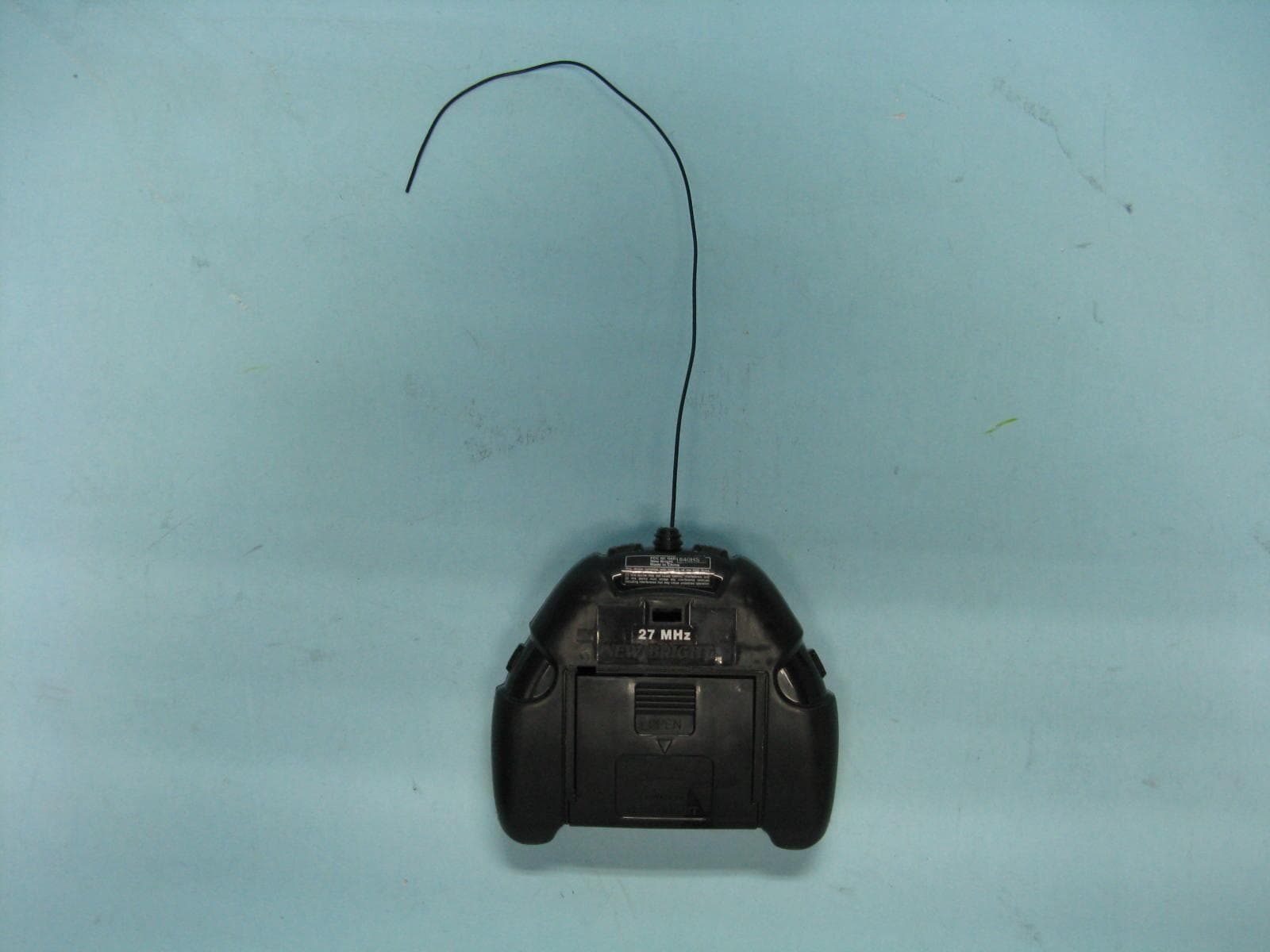 RC Toy Transmitter - FCC ID G6D1840HS - New Bright Industrial Co Ltd (3)