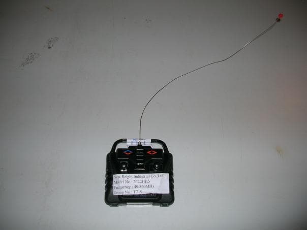Radio Control Toy Transmitter - FCC ID G6D2022HKS - New Bright Industrial Co Ltd (2)
