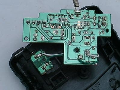 RC Toy Transmitter - FCC ID G6D202HS - New Bright Industrial Co Ltd