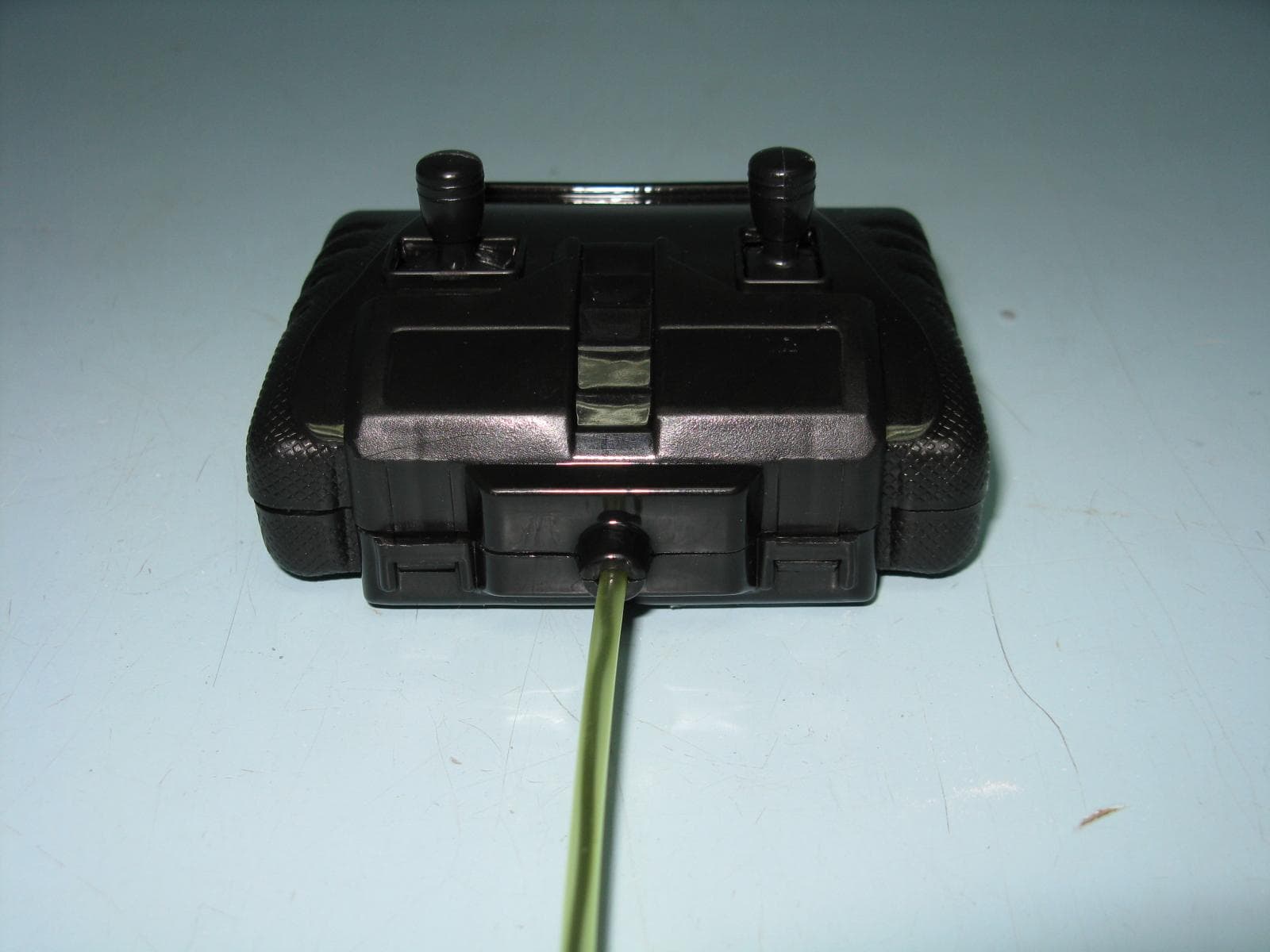 RC Toy Transmitter - FCC ID G6D2424HKW - New Bright Industrial Co Ltd (2)