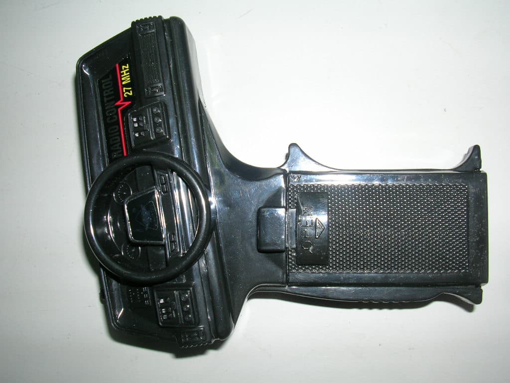 Remote Control Toy Transmitter - FCC ID G6D337HS - New Bright Industrial Co Ltd