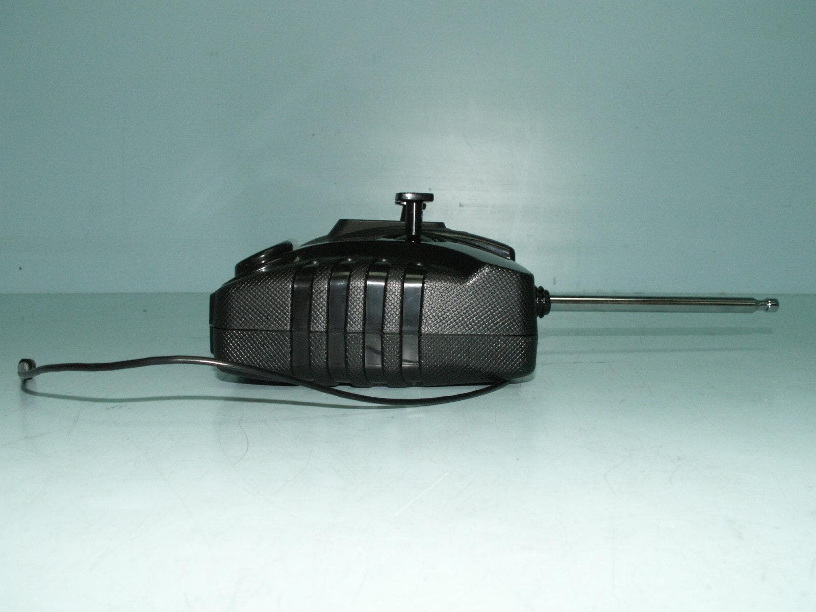 RC Toy Transmitter - FCC ID G6D8200H - New Bright Industrial Co Ltd (3)