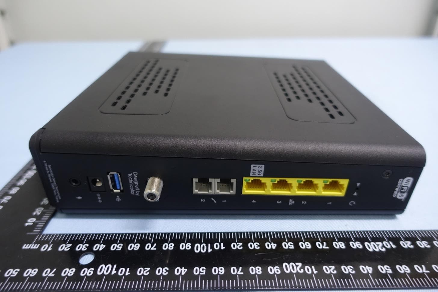 DOCSIS 3.1 Residential Voice Gateway - FCC ID G95-CGA437T - Vantiva USA LLC (4)
