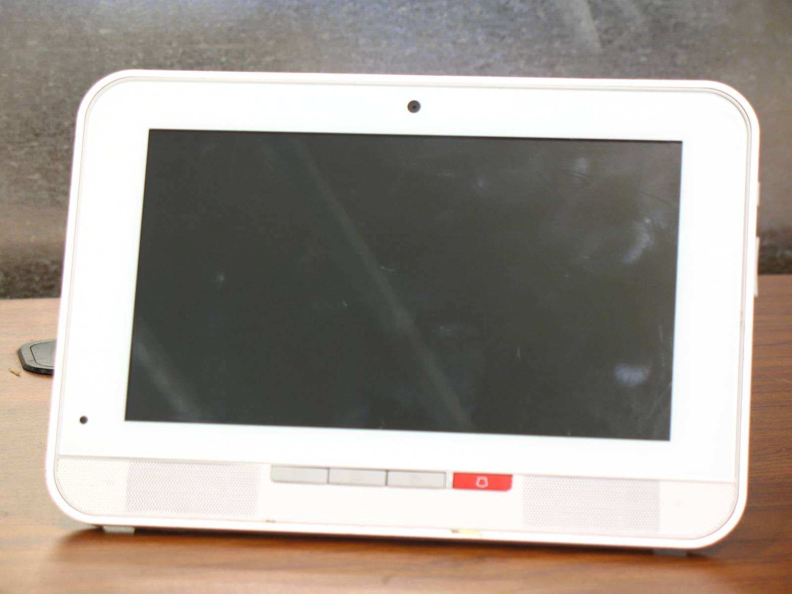 Touch Screen Alarm Panel - FCC ID G95TCA200 - Vantiva USA LLC (5)